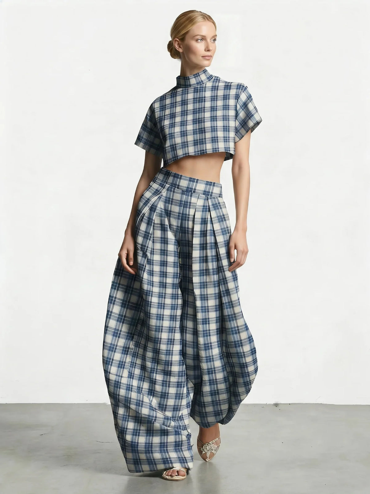 Women's Mock Neck Short Sleeve Two‑Piece Set Plaid Print Cropped Top Pleated Wide Leg High Waist Pants Ladies Suit