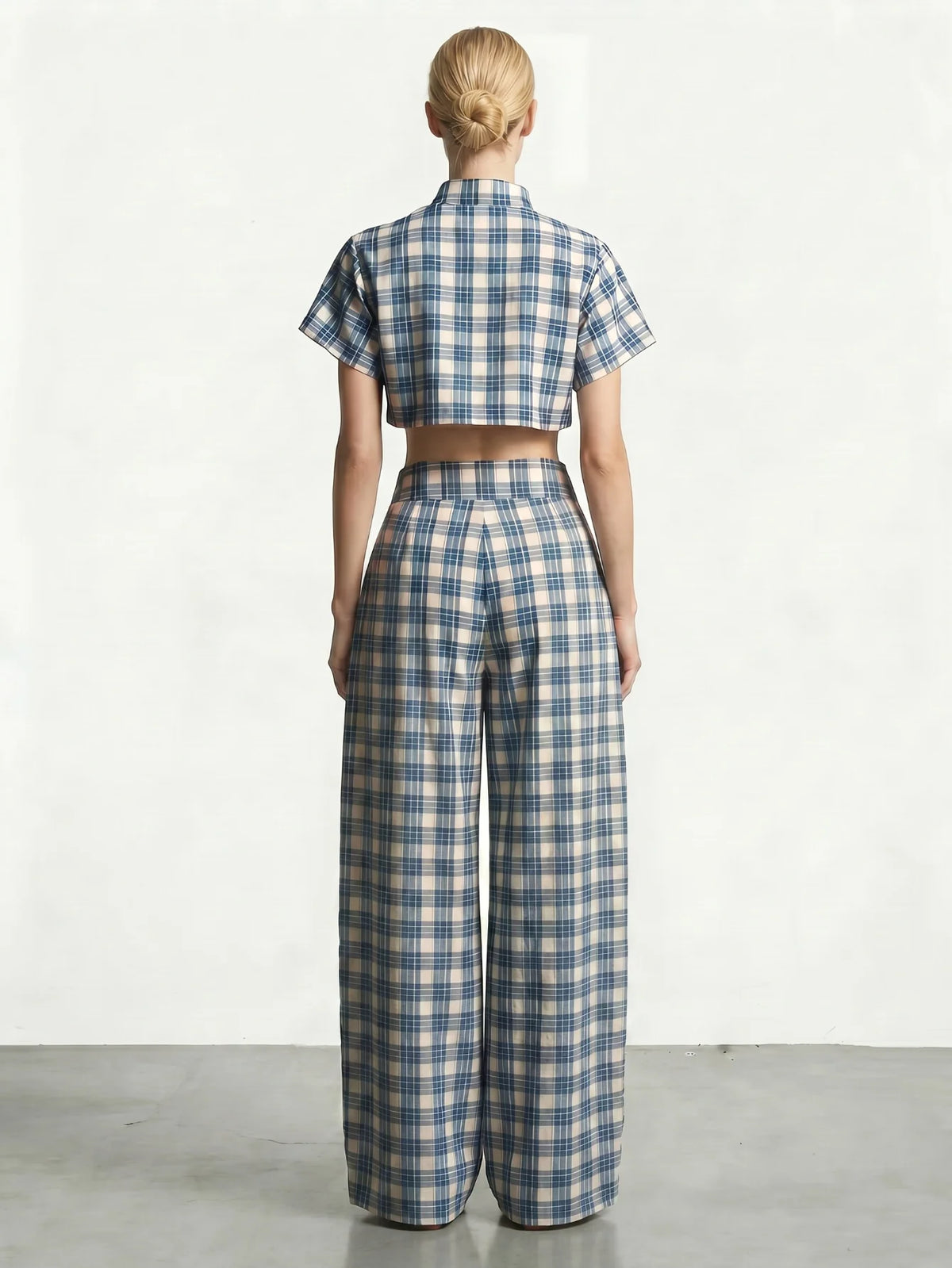 Women's Mock Neck Short Sleeve Two‑Piece Set Plaid Print Cropped Top Pleated Wide Leg High Waist Pants Ladies Suit