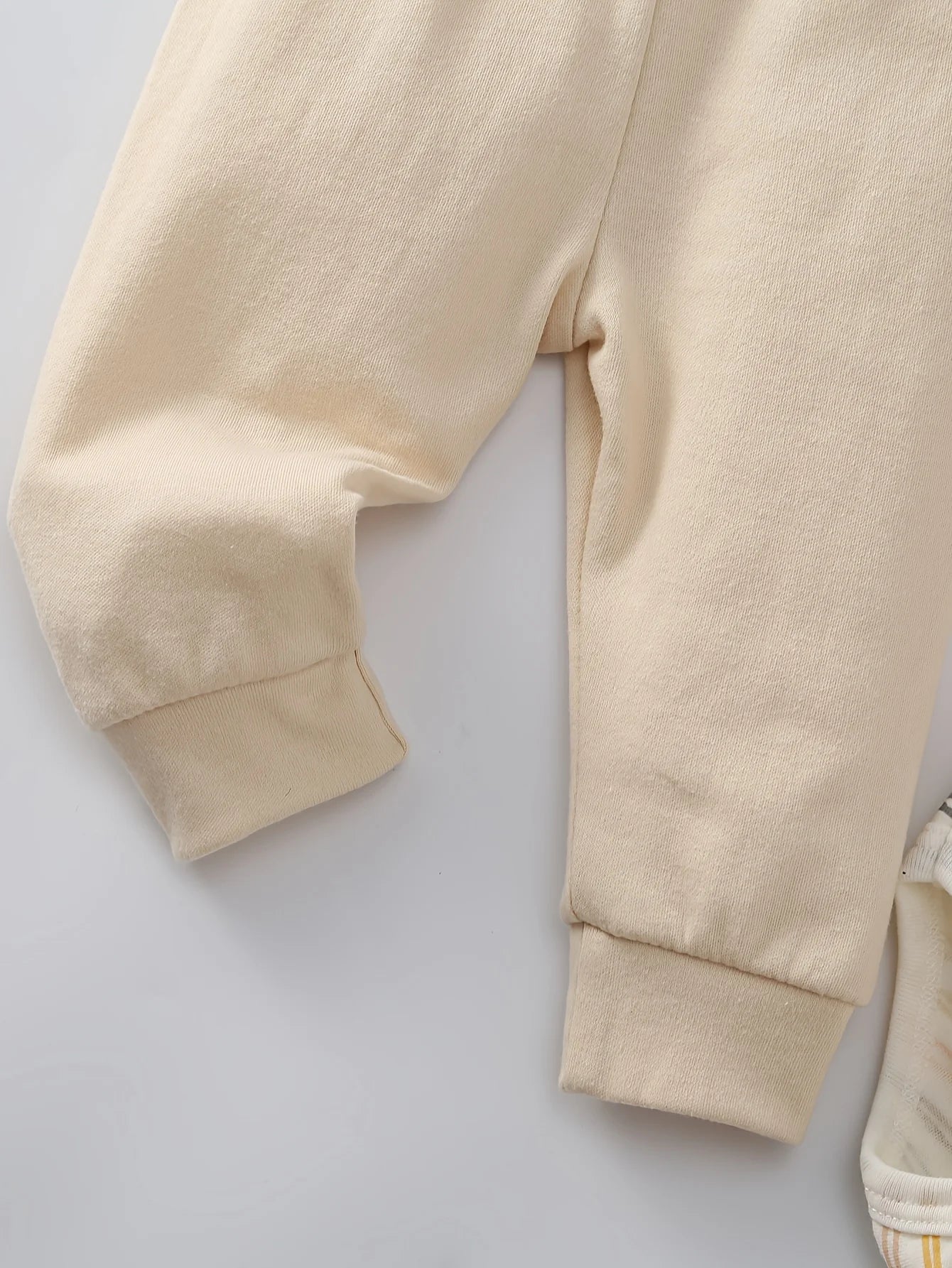 4pcs Baby Girls Autumn & Winter Set, Crew Neck Outdoor Outfit Including Thick Coat, Long Pants, Triangle Romper And Hat, Cotton Sweat-absorbent Outerwear Romper Set, Newborn Hospital Essentials, Special, Perfect for Outdoor