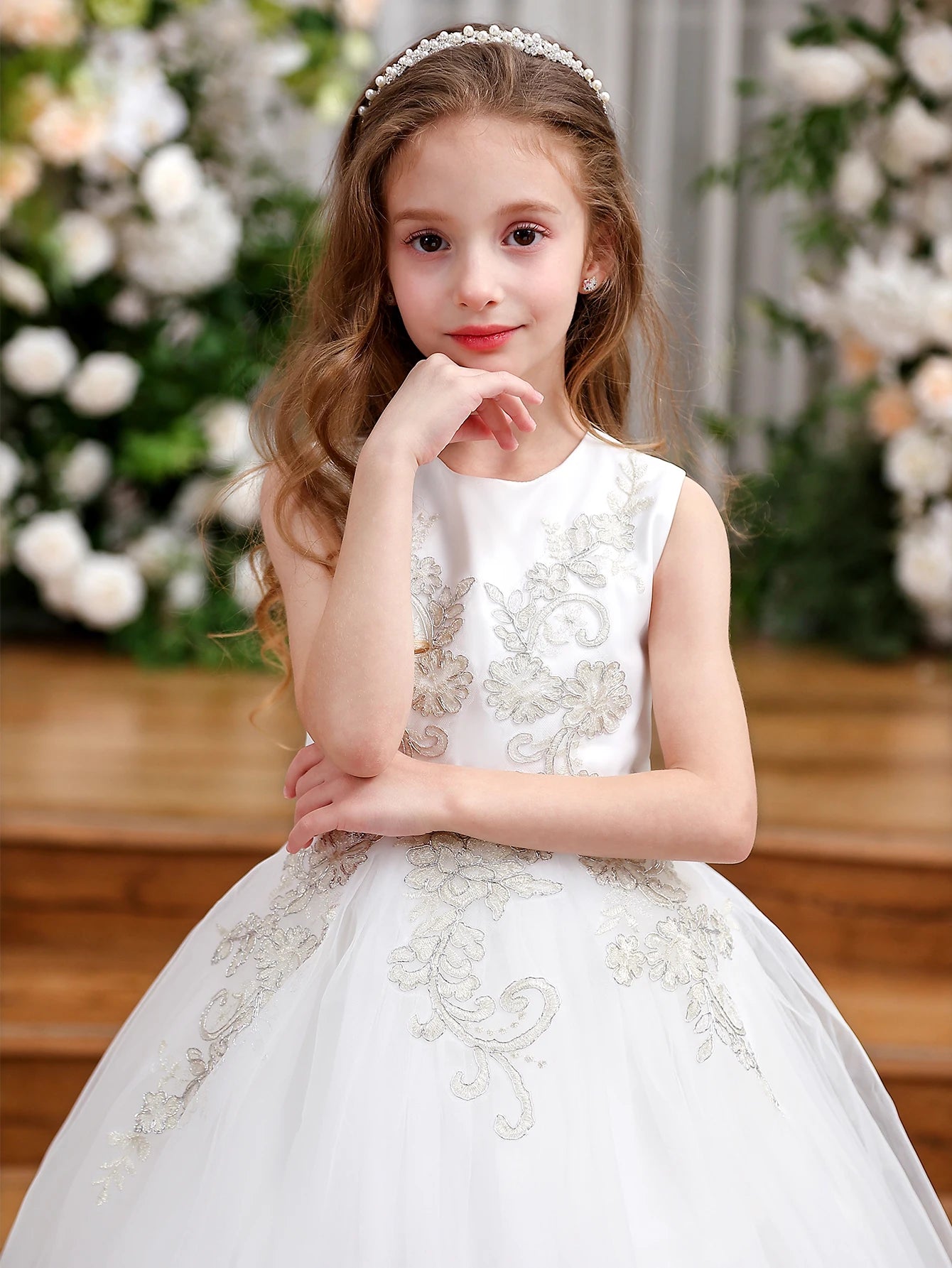 Girls White Sleeveless Silver Floral Lace Appliqué Keyhole Back Tulle Flower Girl Dress For Wedding Party
