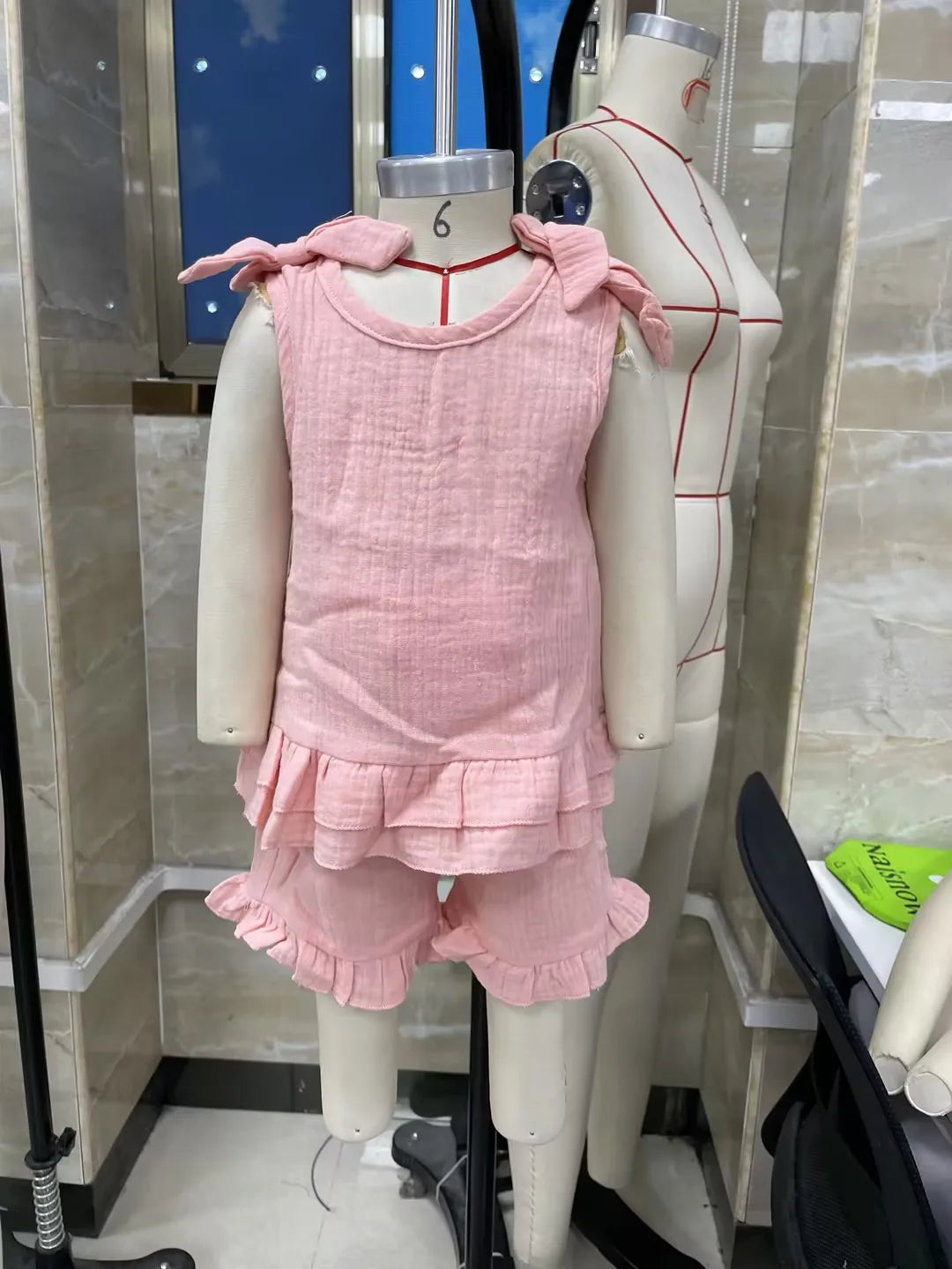 2026 New Toddler Girls Summer Ruffle Set Solid Sleeveless Crew Neck Tank Top with Shoulder Bows and Matching Children's Sets