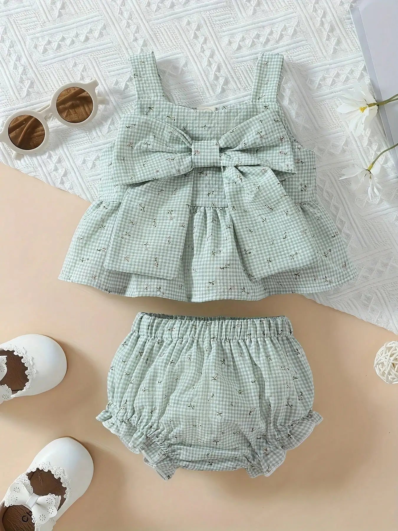 Toddler Girl Floral Peplum Top And Bowknot Shorts Set